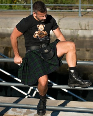 Black Watch Scotish Men's Traditional Highland Dress Tartan Kilt